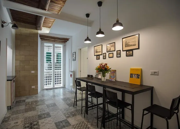 Cartoline DiHotel Napoli